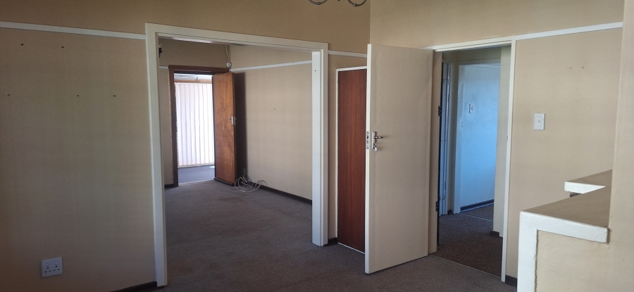 4 Bedroom Property for Sale in Wentworth Park Gauteng
