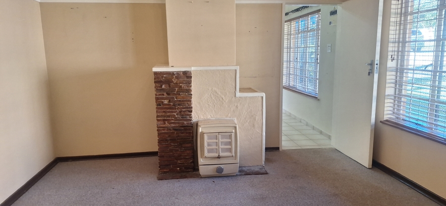 4 Bedroom Property for Sale in Wentworth Park Gauteng