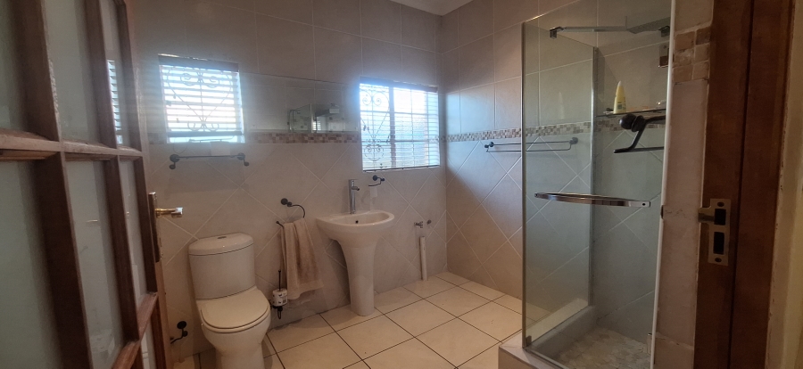 4 Bedroom Property for Sale in Wentworth Park Gauteng