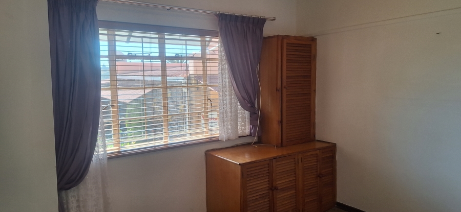4 Bedroom Property for Sale in Wentworth Park Gauteng