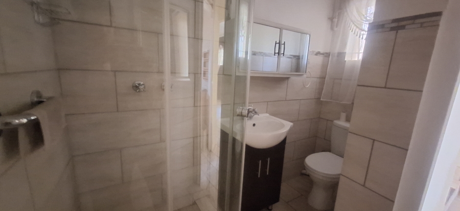 4 Bedroom Property for Sale in Wentworth Park Gauteng