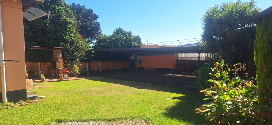 4 Bedroom Property for Sale in Wentworth Park Gauteng