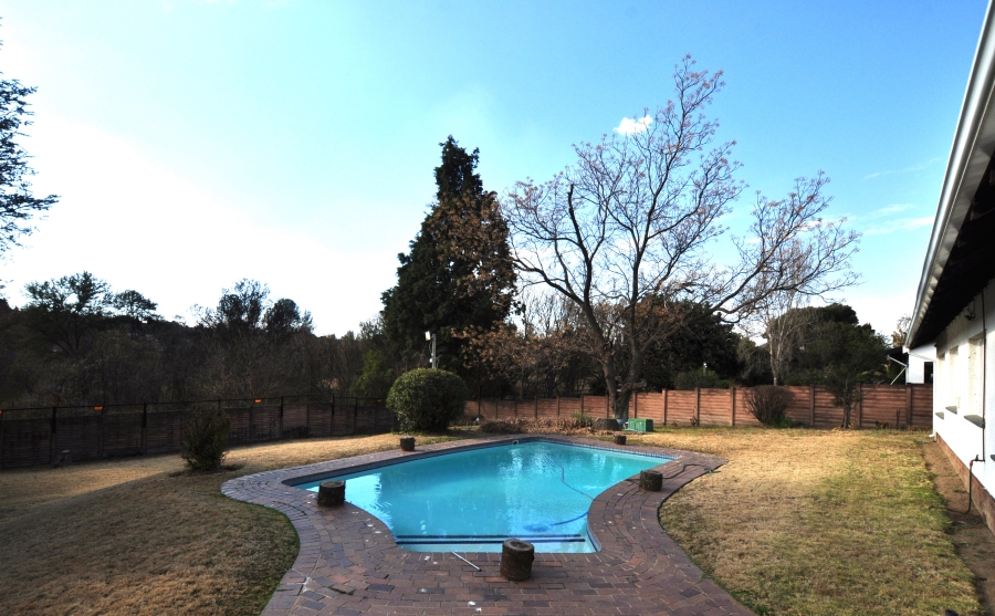 3 Bedroom Property for Sale in Vorna Valley Gauteng