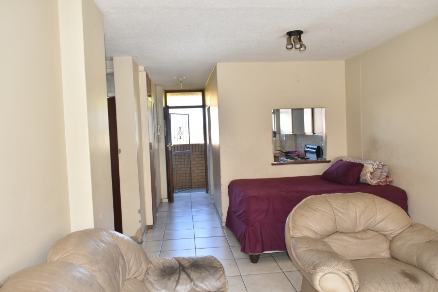 2 Bedroom Property for Sale in Pretoria Central Gauteng