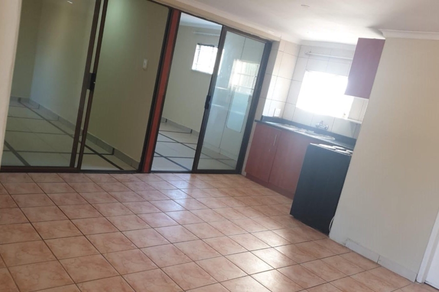 To Let 2 Bedroom Property for Rent in Savoy Estate Gauteng