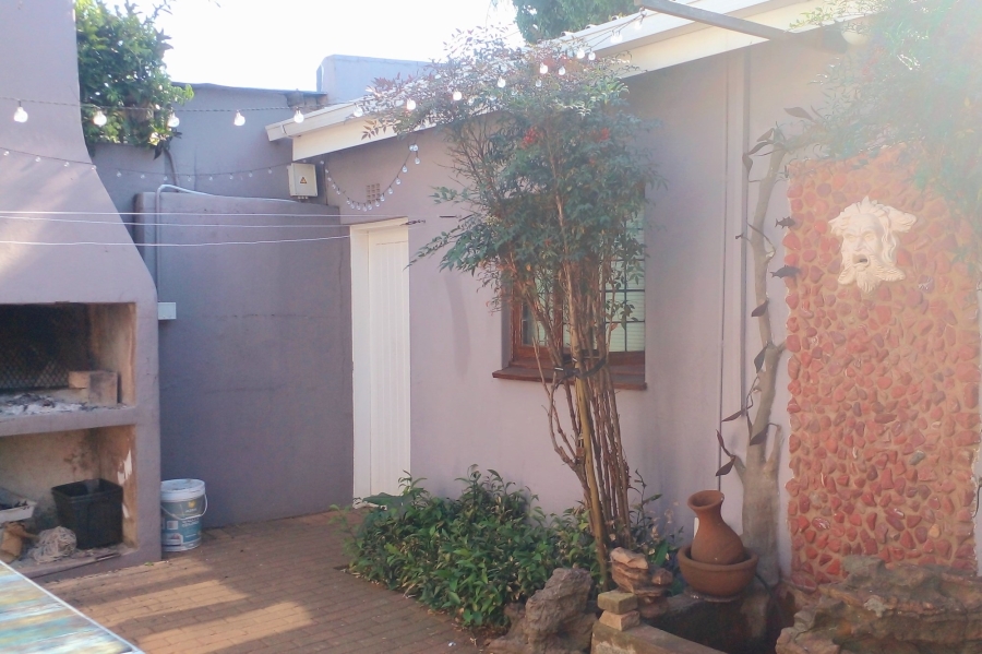 5 Bedroom Property for Sale in Melville Gauteng