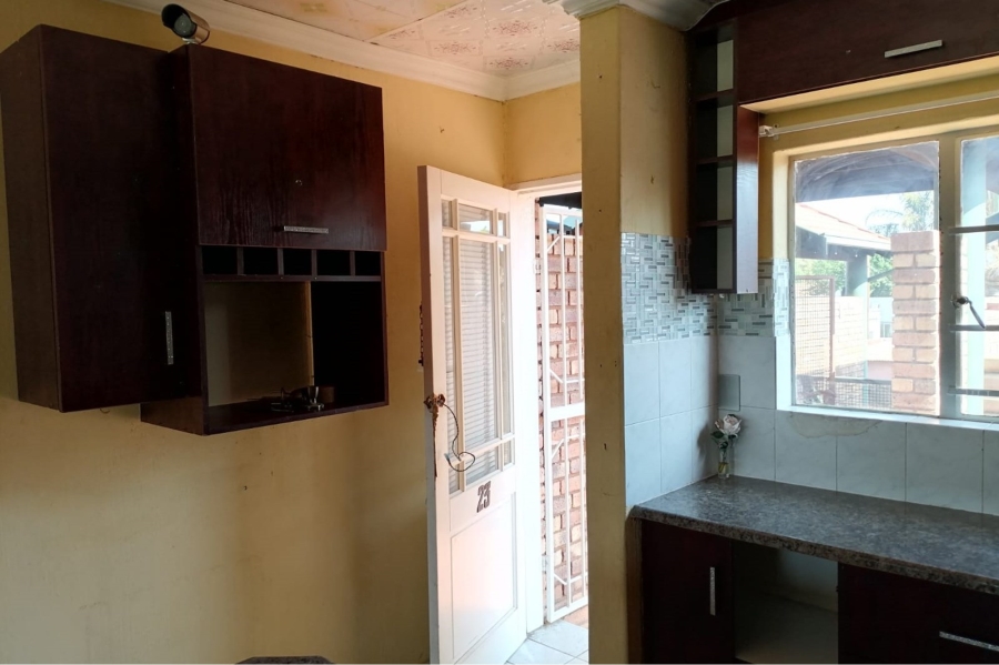 2 Bedroom Property for Sale in Doornpoort Gauteng