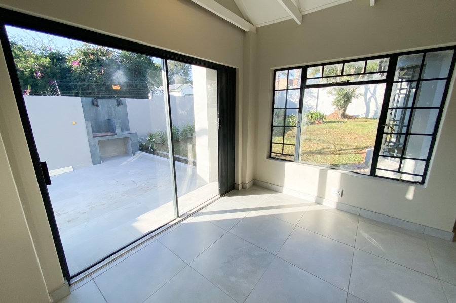 To Let 2 Bedroom Property for Rent in Faerie Glen Gauteng