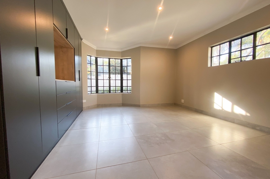 To Let 2 Bedroom Property for Rent in Faerie Glen Gauteng