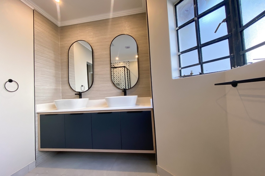 To Let 2 Bedroom Property for Rent in Faerie Glen Gauteng