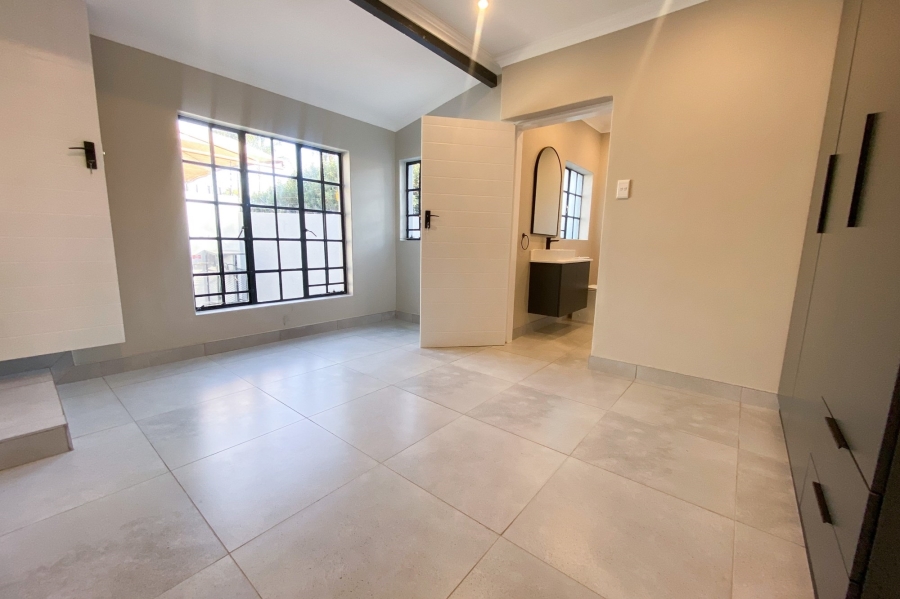 To Let 2 Bedroom Property for Rent in Faerie Glen Gauteng