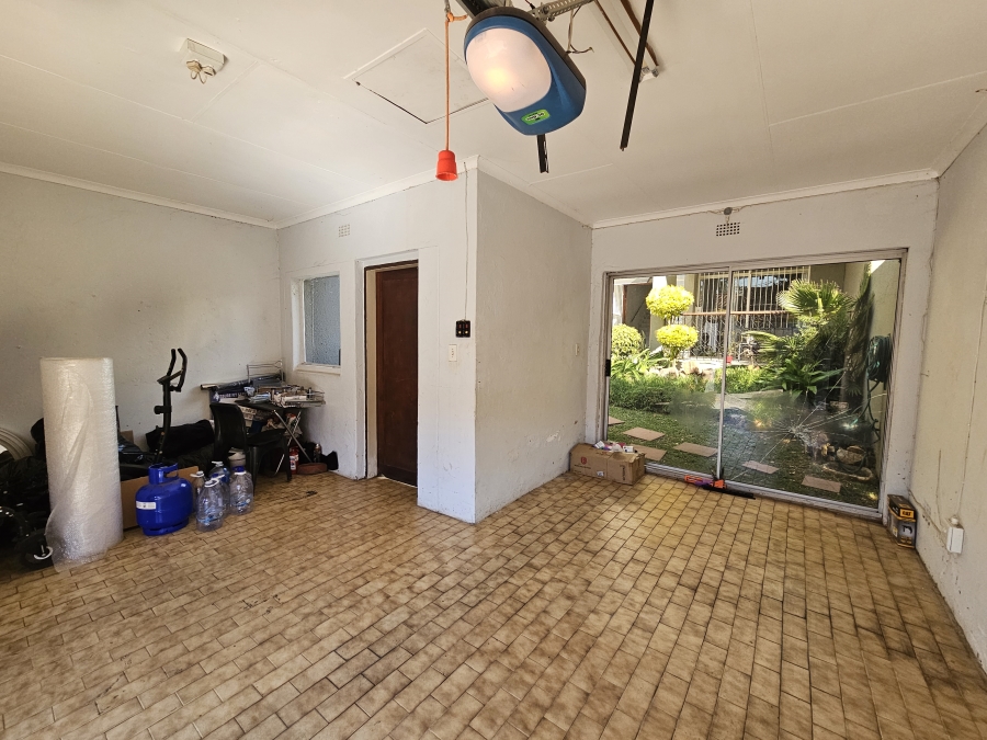 To Let 3 Bedroom Property for Rent in Sunset Acres Gauteng