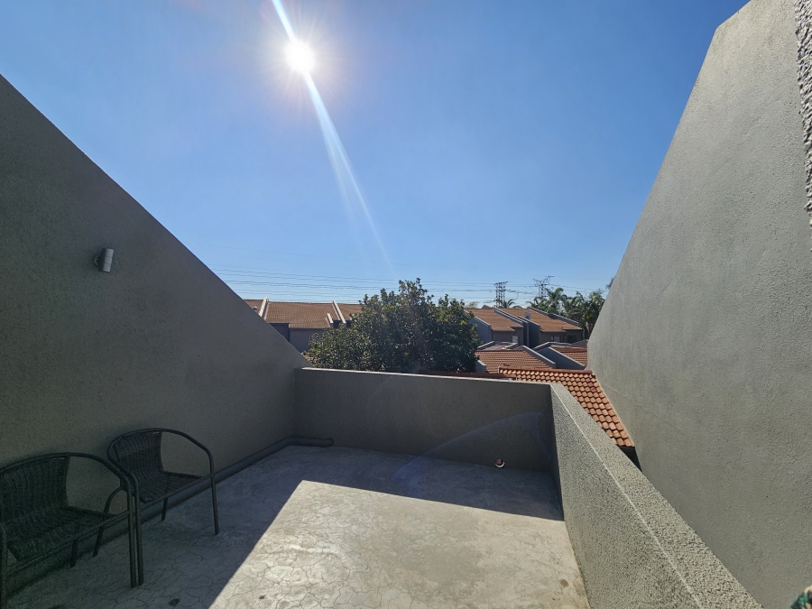 To Let 3 Bedroom Property for Rent in Sunset Acres Gauteng