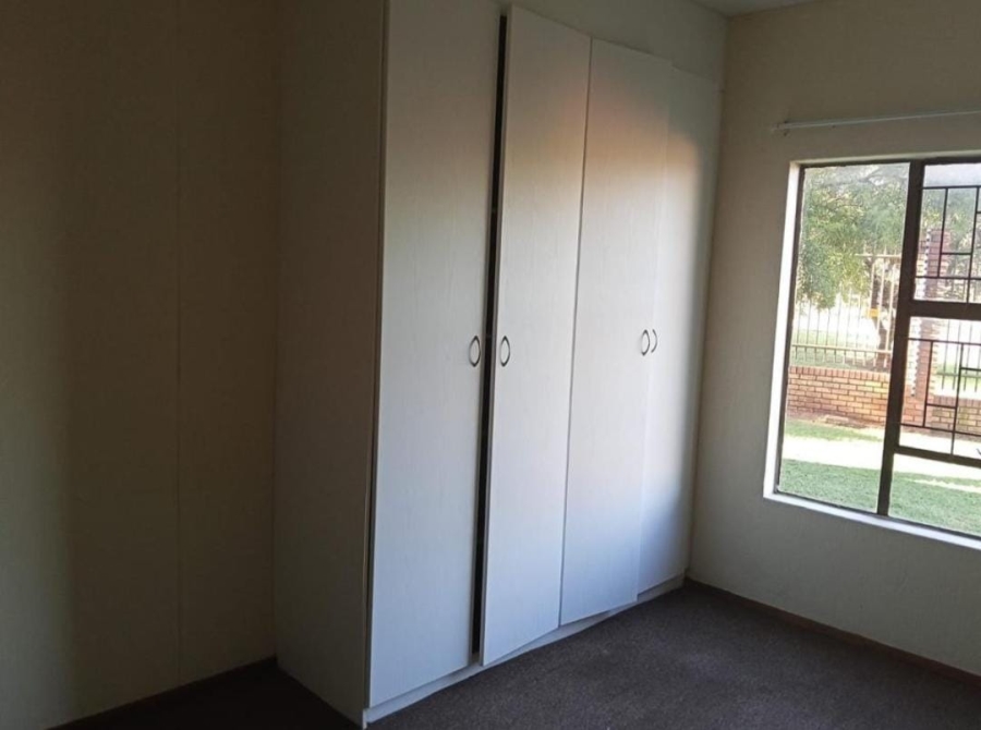 To Let 2 Bedroom Property for Rent in Noordheuwel Gauteng