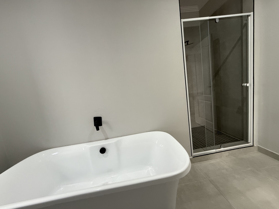 To Let 2 Bedroom Property for Rent in Bryanston Gauteng