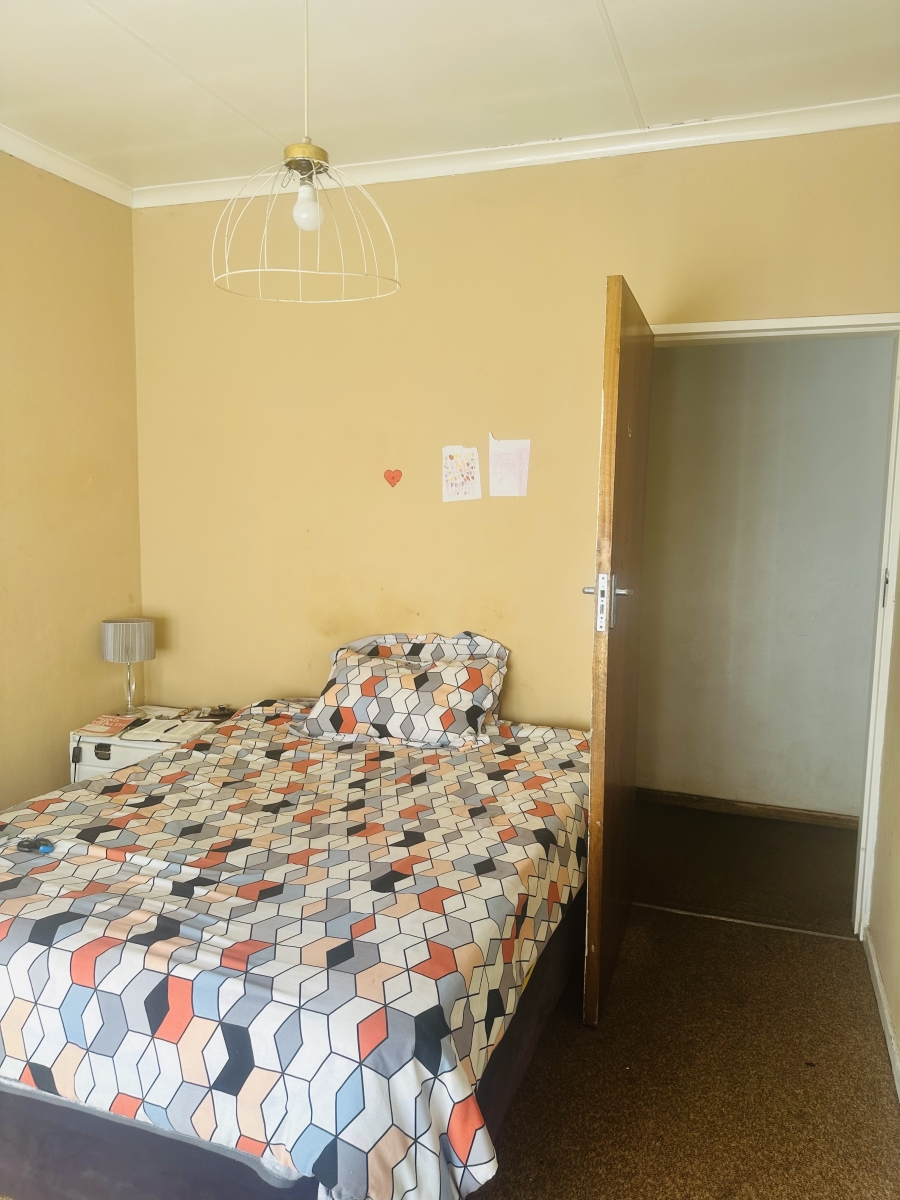 To Let 4 Bedroom Property for Rent in Dorandia Gauteng