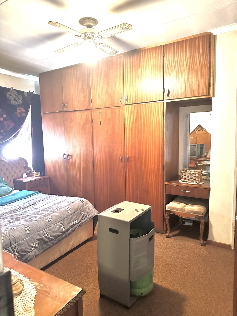 To Let 4 Bedroom Property for Rent in Dorandia Gauteng