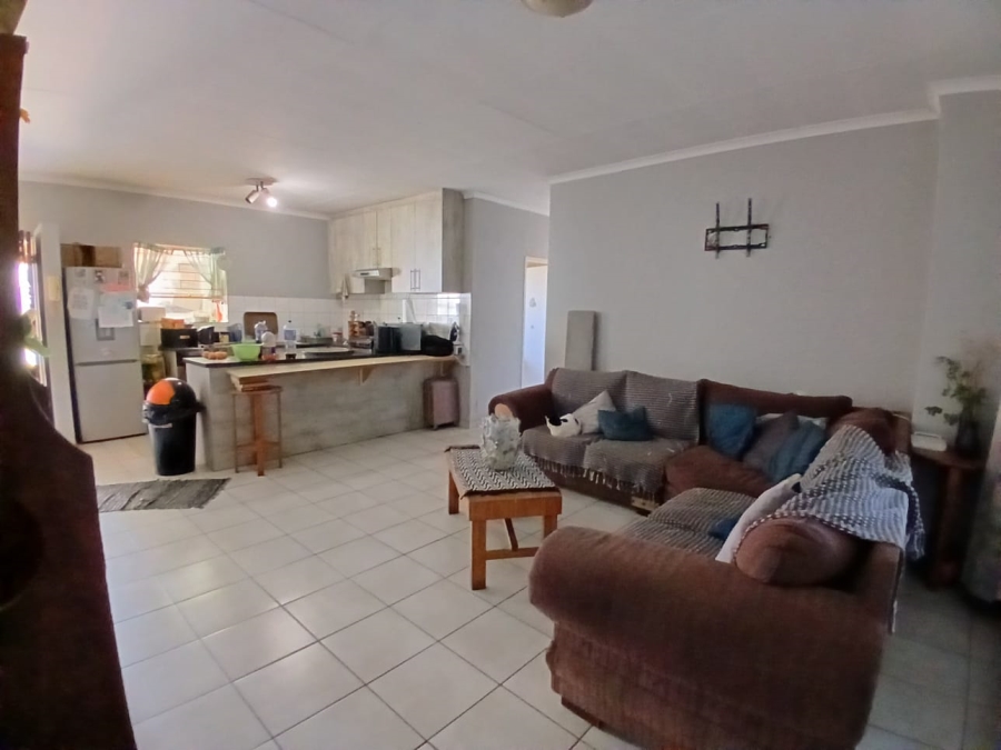 3 Bedroom Property for Sale in Birchleigh North Gauteng
