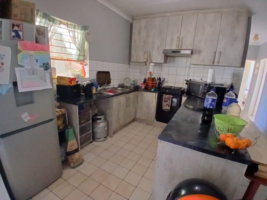 3 Bedroom Property for Sale in Birchleigh North Gauteng
