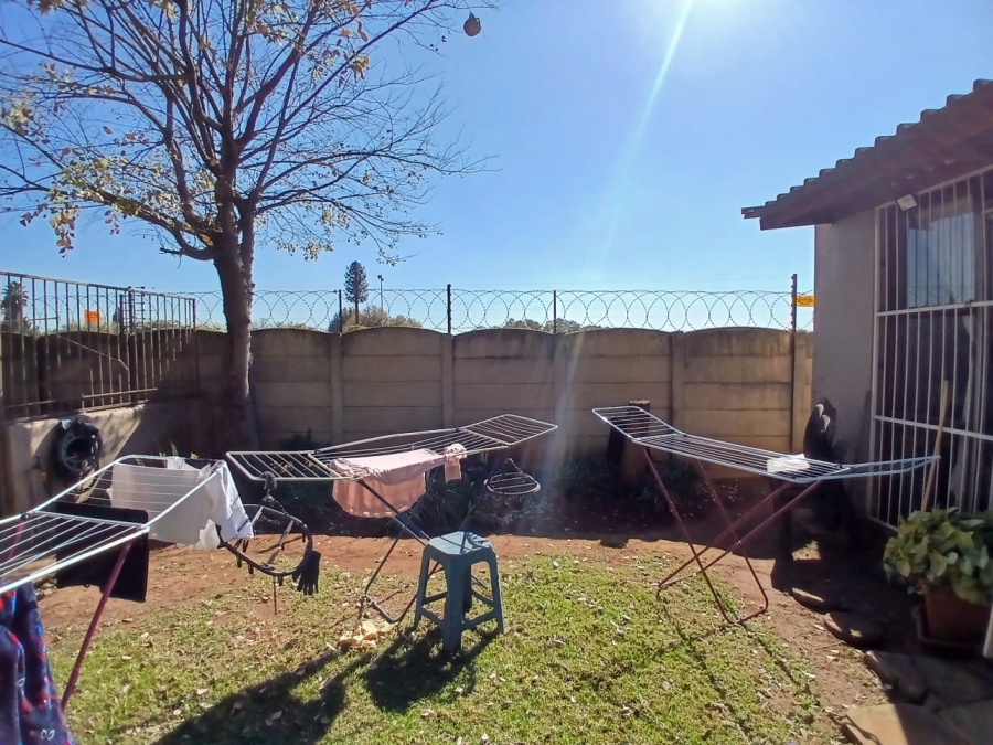 3 Bedroom Property for Sale in Birchleigh North Gauteng