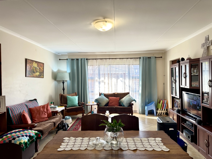 2 Bedroom Property for Sale in Olympus AH Gauteng