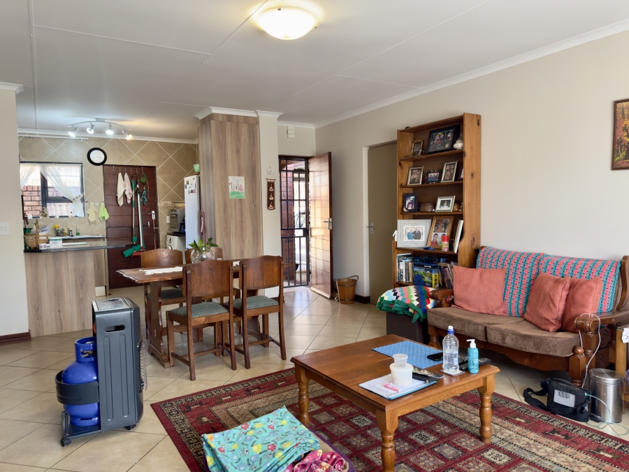2 Bedroom Property for Sale in Olympus AH Gauteng