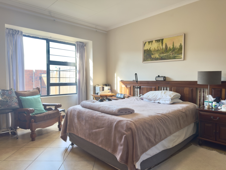 2 Bedroom Property for Sale in Olympus AH Gauteng