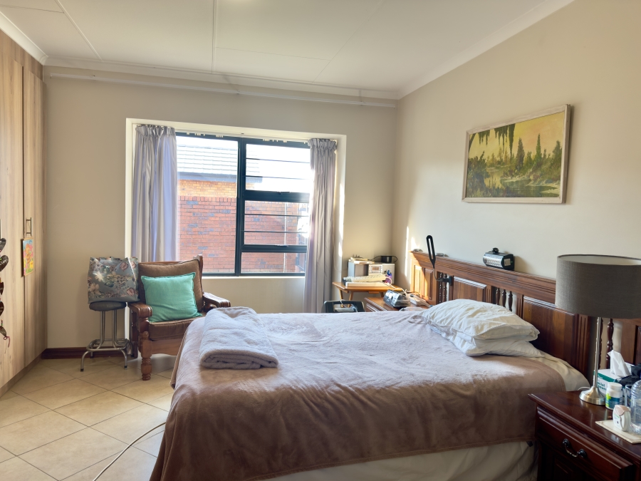 2 Bedroom Property for Sale in Olympus AH Gauteng
