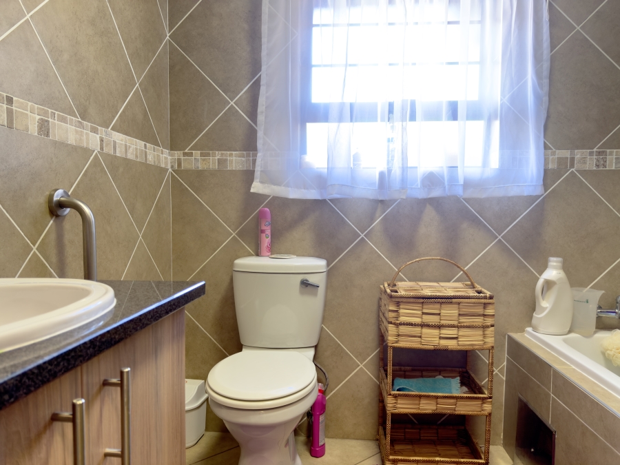 2 Bedroom Property for Sale in Olympus AH Gauteng