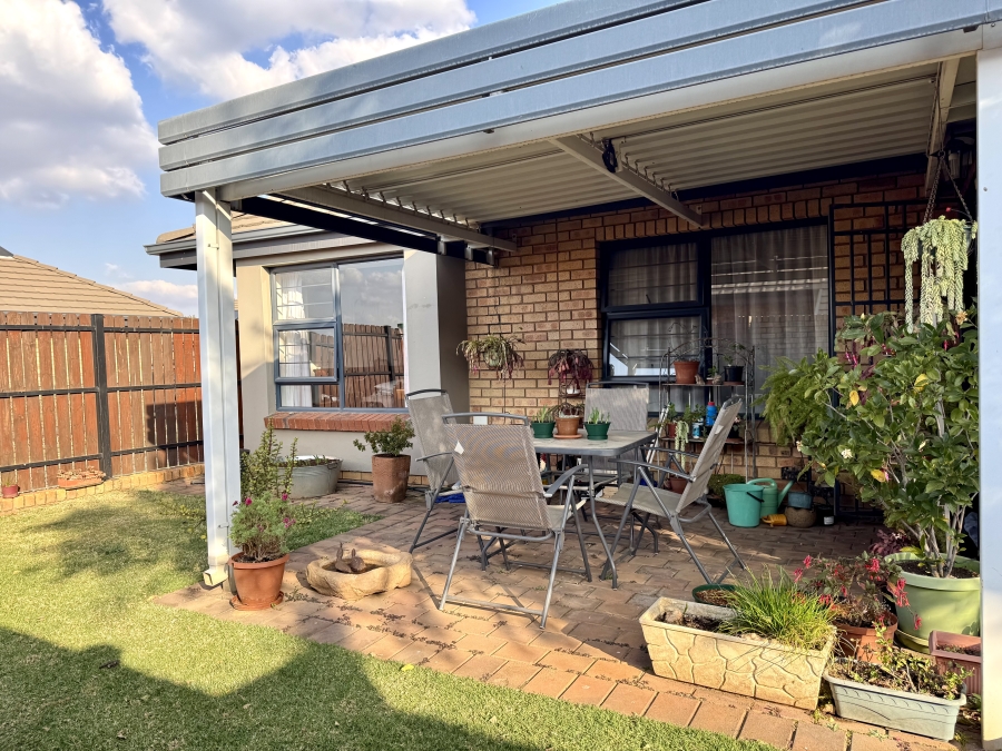 2 Bedroom Property for Sale in Olympus AH Gauteng