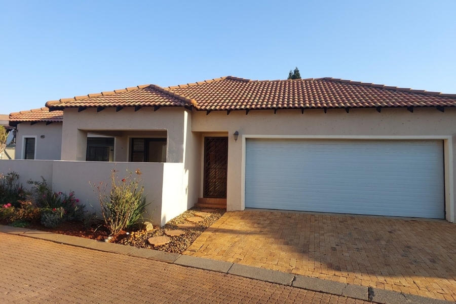 To Let 3 Bedroom Property for Rent in Witfield Gauteng