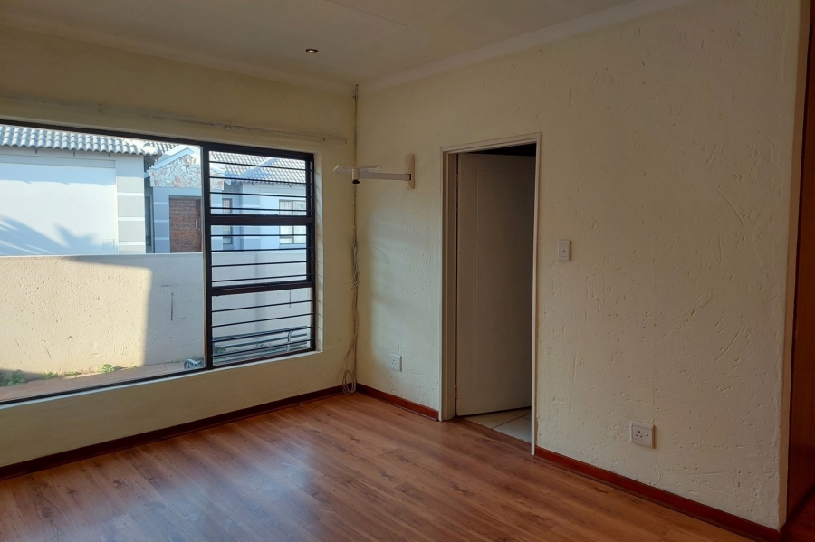 To Let 3 Bedroom Property for Rent in Witfield Gauteng