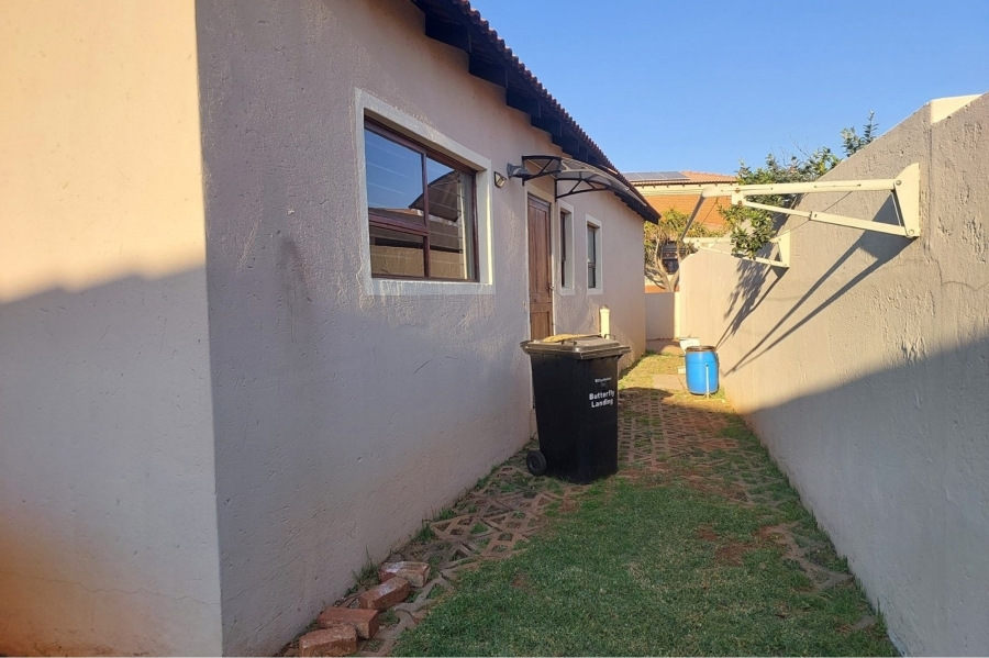 To Let 3 Bedroom Property for Rent in Witfield Gauteng