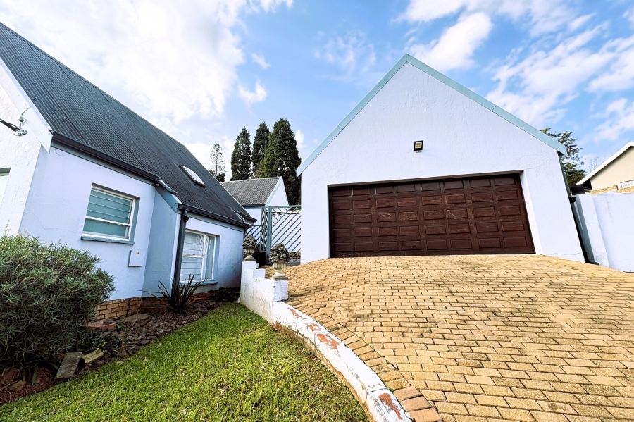 3 Bedroom Property for Sale in Roodekrans Gauteng