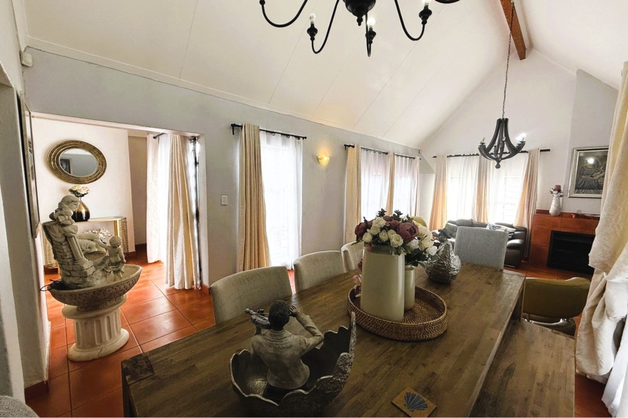 3 Bedroom Property for Sale in Roodekrans Gauteng