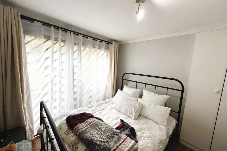 3 Bedroom Property for Sale in Roodekrans Gauteng