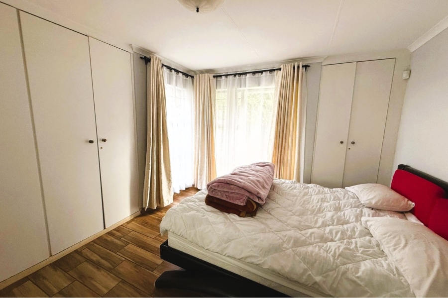 3 Bedroom Property for Sale in Roodekrans Gauteng
