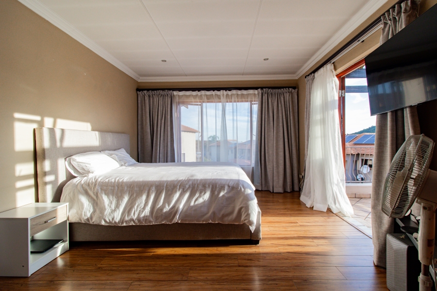 3 Bedroom Property for Sale in Glenvista Gauteng