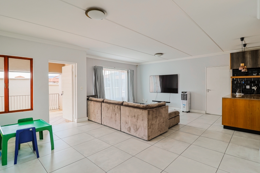 3 Bedroom Property for Sale in Glenvista Gauteng