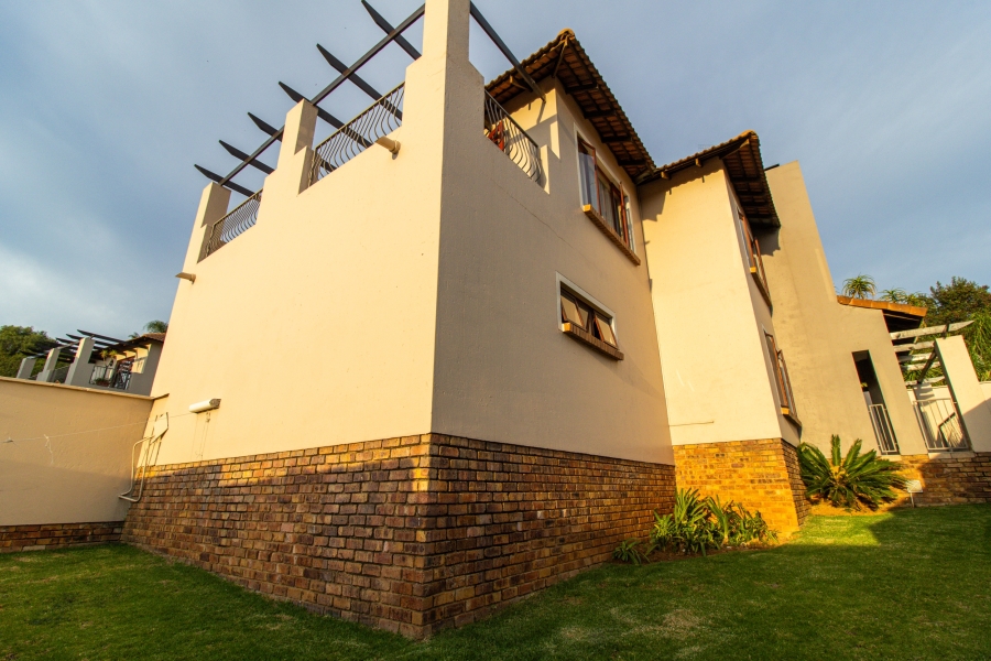3 Bedroom Property for Sale in Glenvista Gauteng