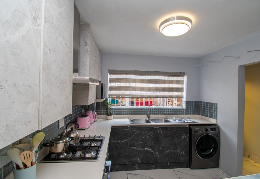 To Let 2 Bedroom Property for Rent in Sundowner Gauteng