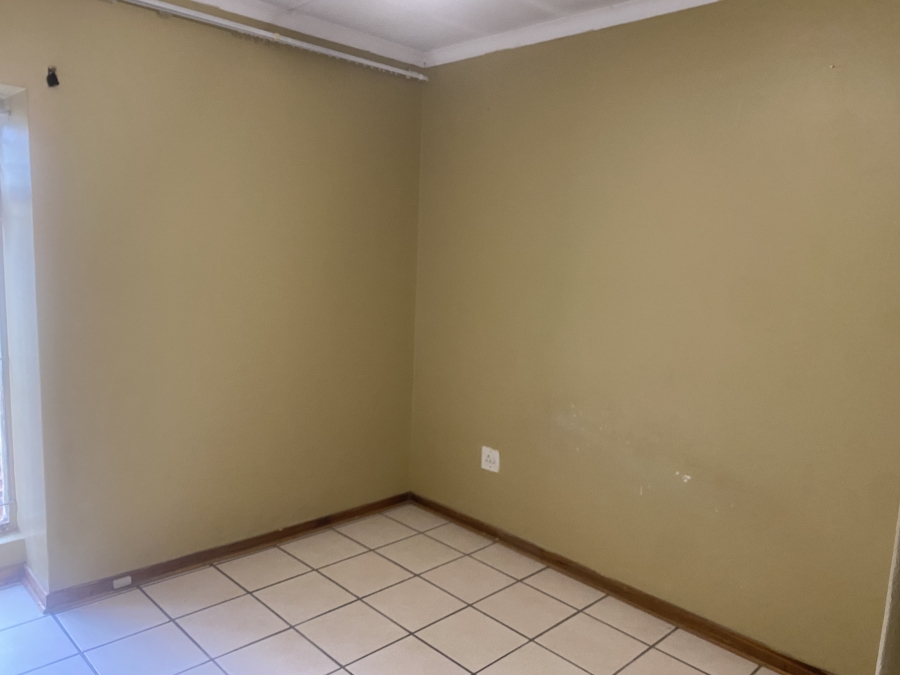 To Let 2 Bedroom Property for Rent in Newlands Gauteng