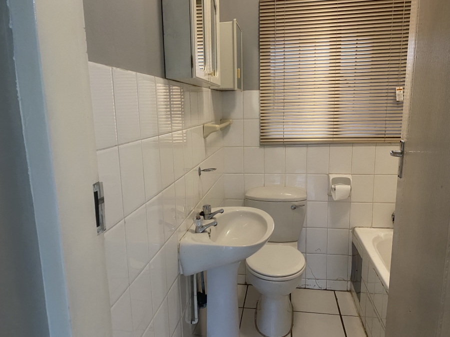 To Let 2 Bedroom Property for Rent in Newlands Gauteng