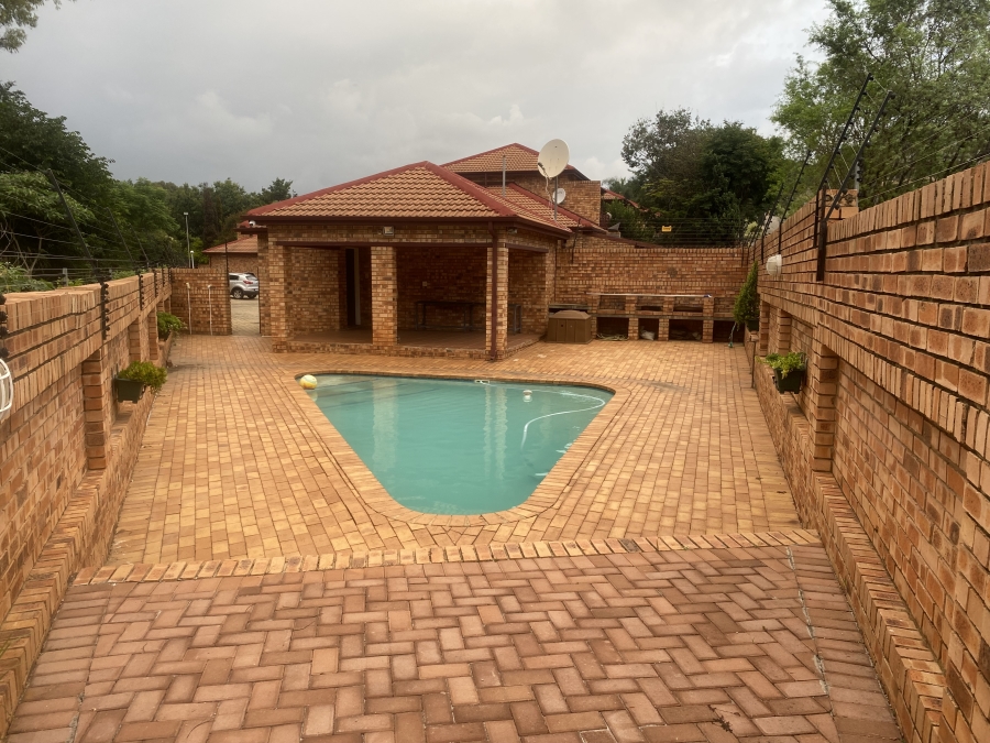 To Let 2 Bedroom Property for Rent in Newlands Gauteng