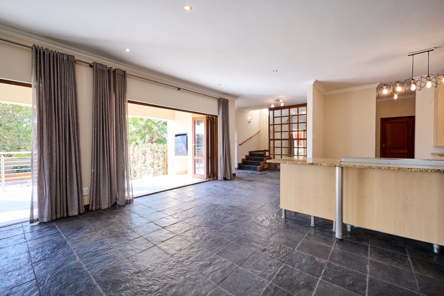 4 Bedroom Property for Sale in Carlswald North Estate Gauteng