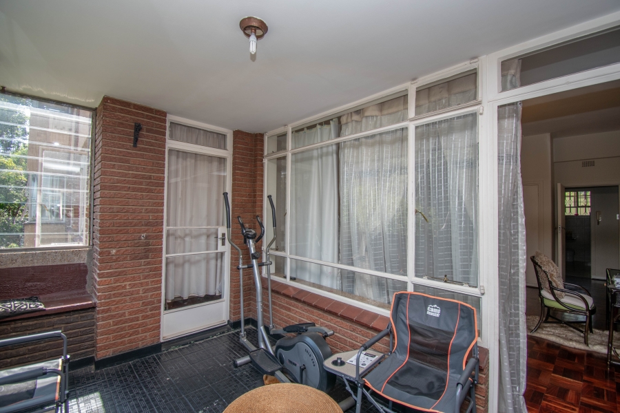 To Let 2 Bedroom Property for Rent in Parktown Gauteng