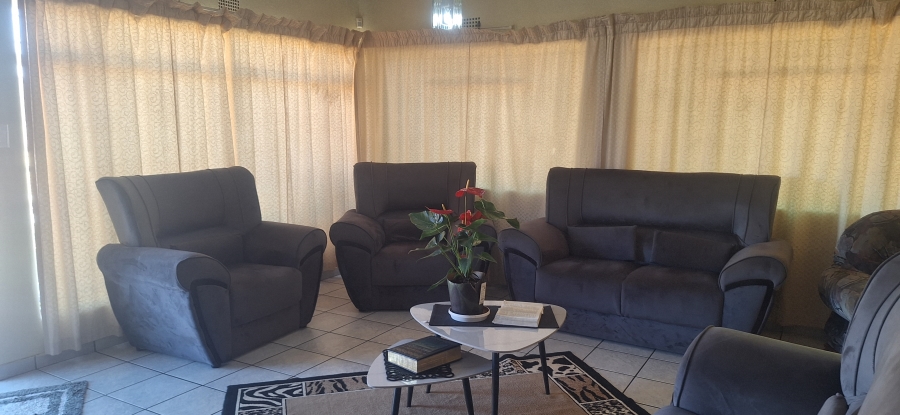 4 Bedroom Property for Sale in Quellerie Park Gauteng