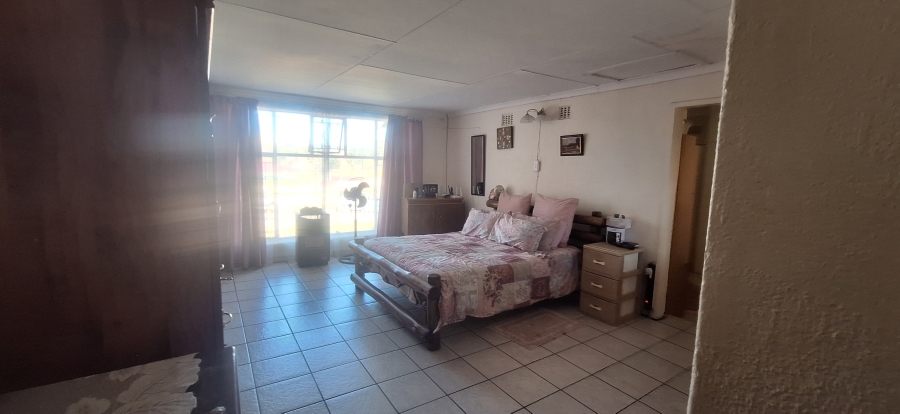 4 Bedroom Property for Sale in Quellerie Park Gauteng