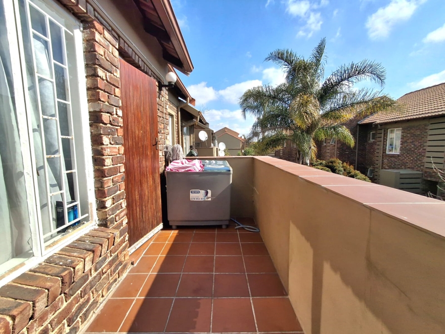 2 Bedroom Property for Sale in Eden Glen Gauteng