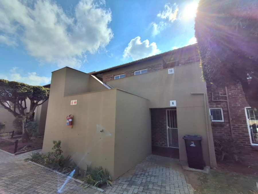 2 Bedroom Property for Sale in Eden Glen Gauteng